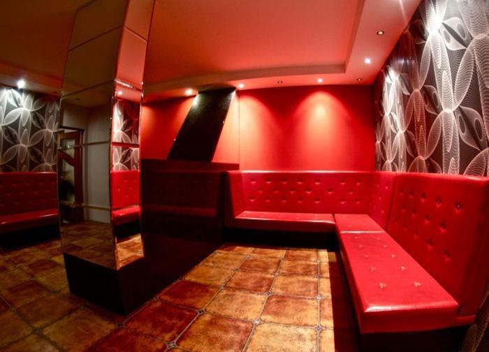 Hotel Tenishouse Marki  Εξωτερικό φωτογραφία